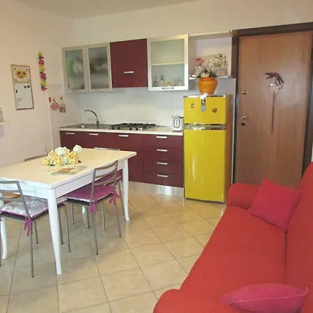 In 37227 Apartment